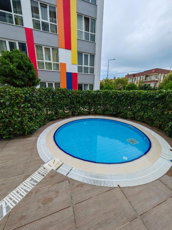Appartement Selin's With Pool View